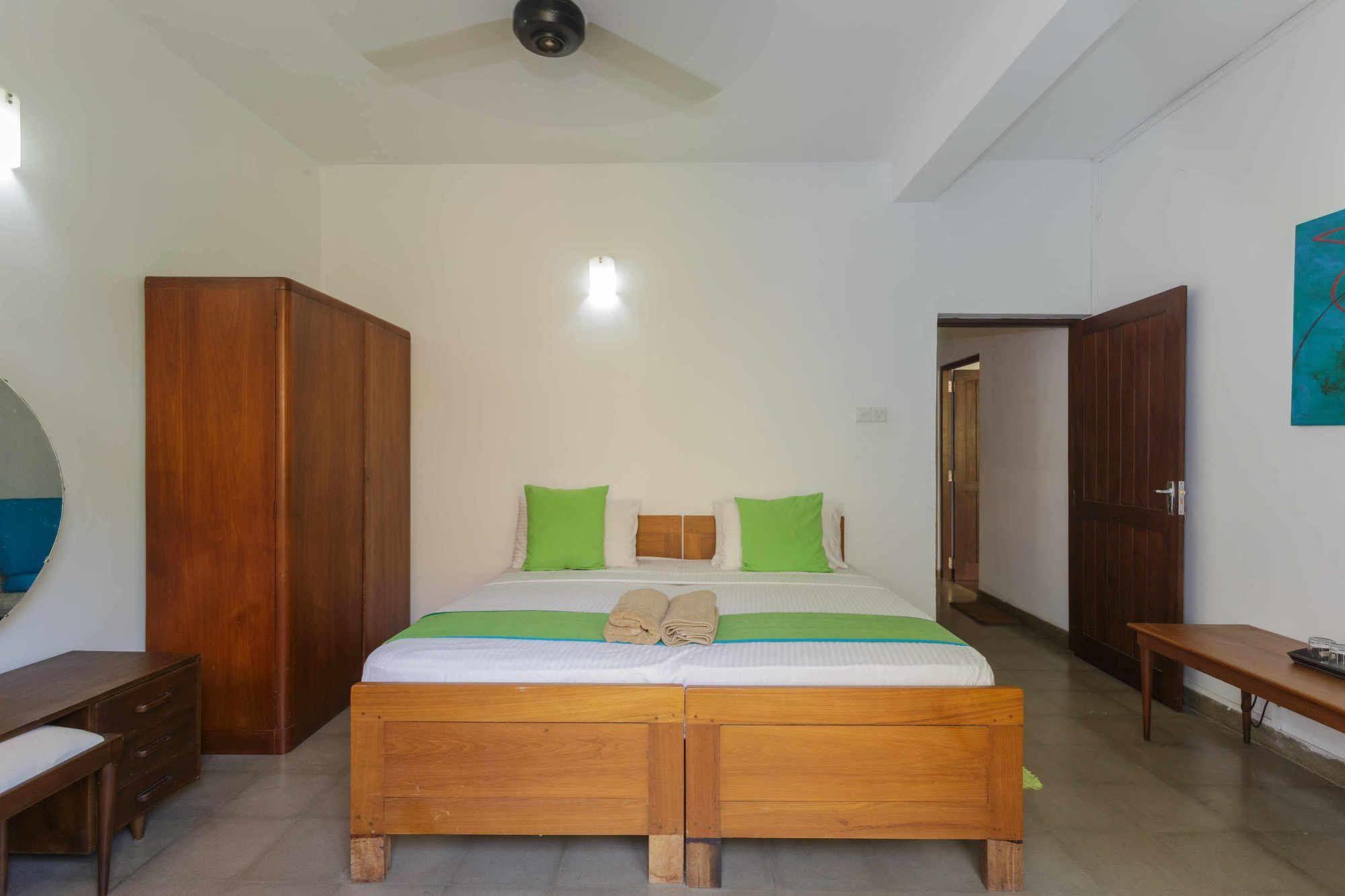 Acomodação com café da manhã  Colpetty House 3*