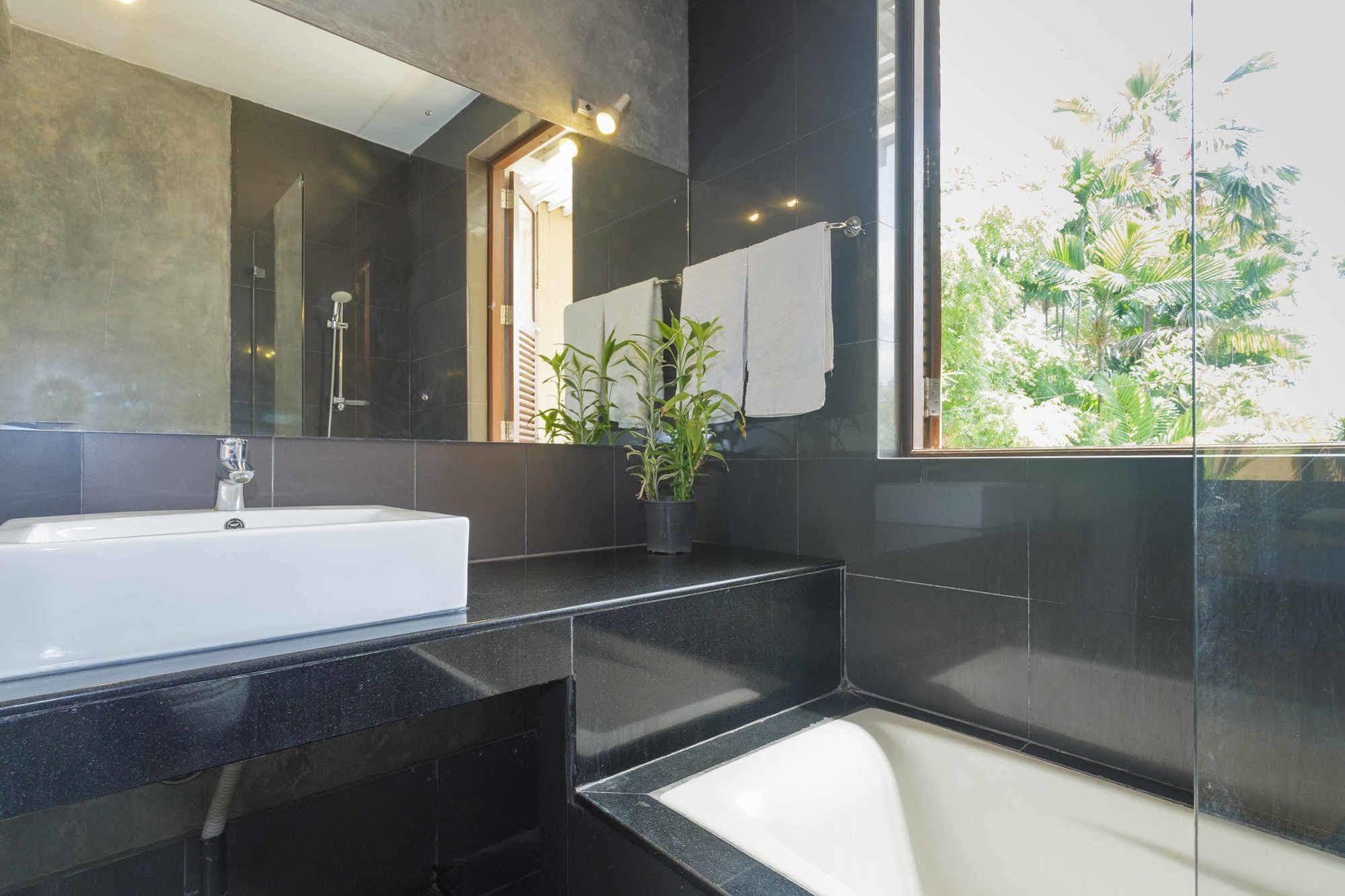 Couette-café Colpetty House 3*