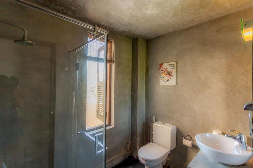 Colpetty House 3*